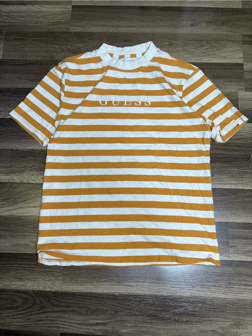 GUESS Originals Logo Striped White Yellow Men's XS Crew Neck T-Shirt
